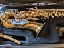 Selmer Bundy II Alto Saxophone with Case and Accessories